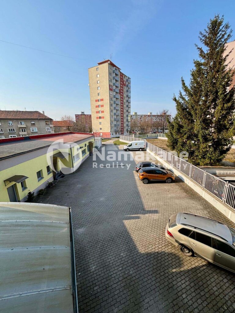 WhatsApp Image 2026-03-12 at 14.37.04 (2)